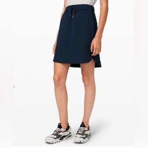 Lululemon On the Fly Skirt *Woven
True Navy size 10